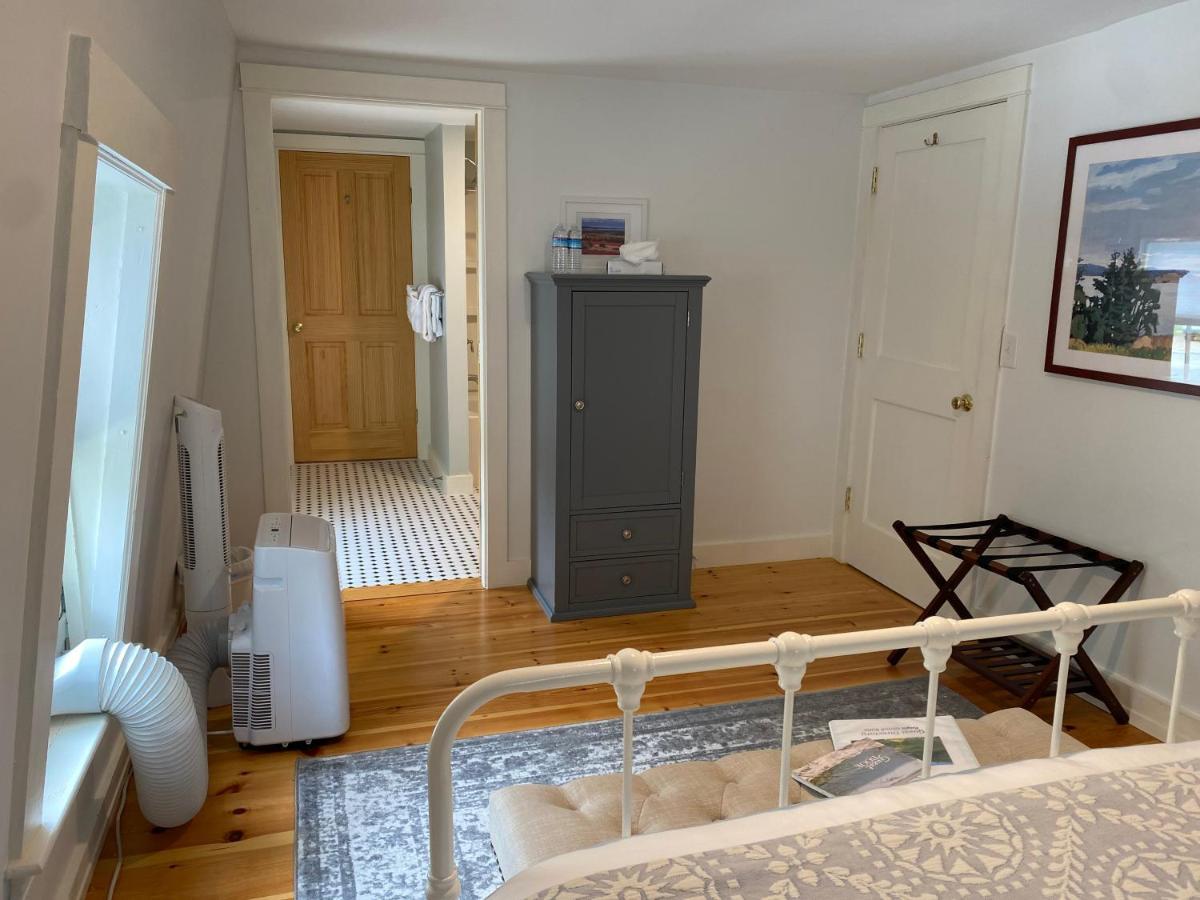 Oakland House Seaside Inn & Cottages Brooksville Bagian luar foto