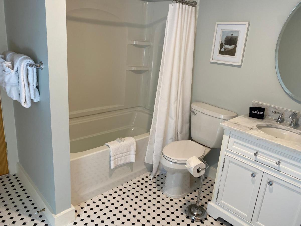 Oakland House Seaside Inn & Cottages Brooksville Bagian luar foto